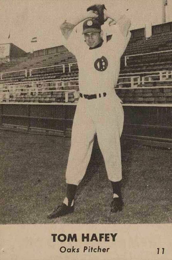 1947 Remar Bread Oakland Oaks Tom Hafey #11 Baseball Card