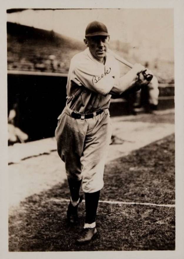 1930 Blue Ribbon Malt Chicago Cubs Hand Cut Clyde Beck # Baseball Card